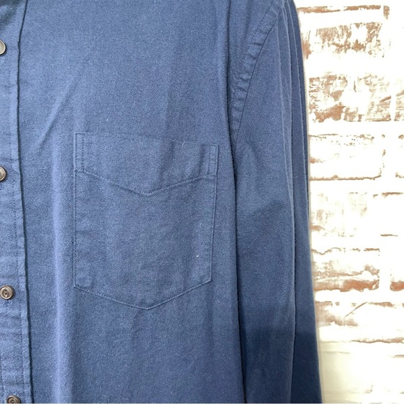 Goodthreads Blue Casual Button Down Shirt with slim Fit - Picture 2 of 6